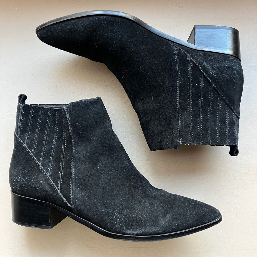 Marc Fisher LTD Yommi Women 11M Black Suede Pointed Toe Chelsea Ankle Boots